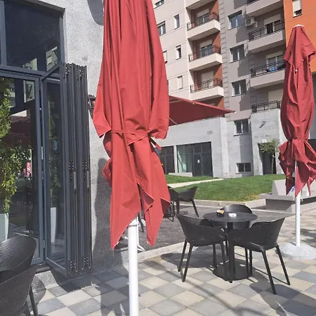 Super In Apartamento Tirana